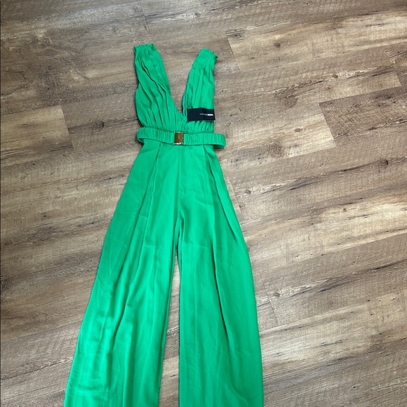 Fashion Nova Pants - Fashion Nova Vibrant Green Belted Jumpsuit XS